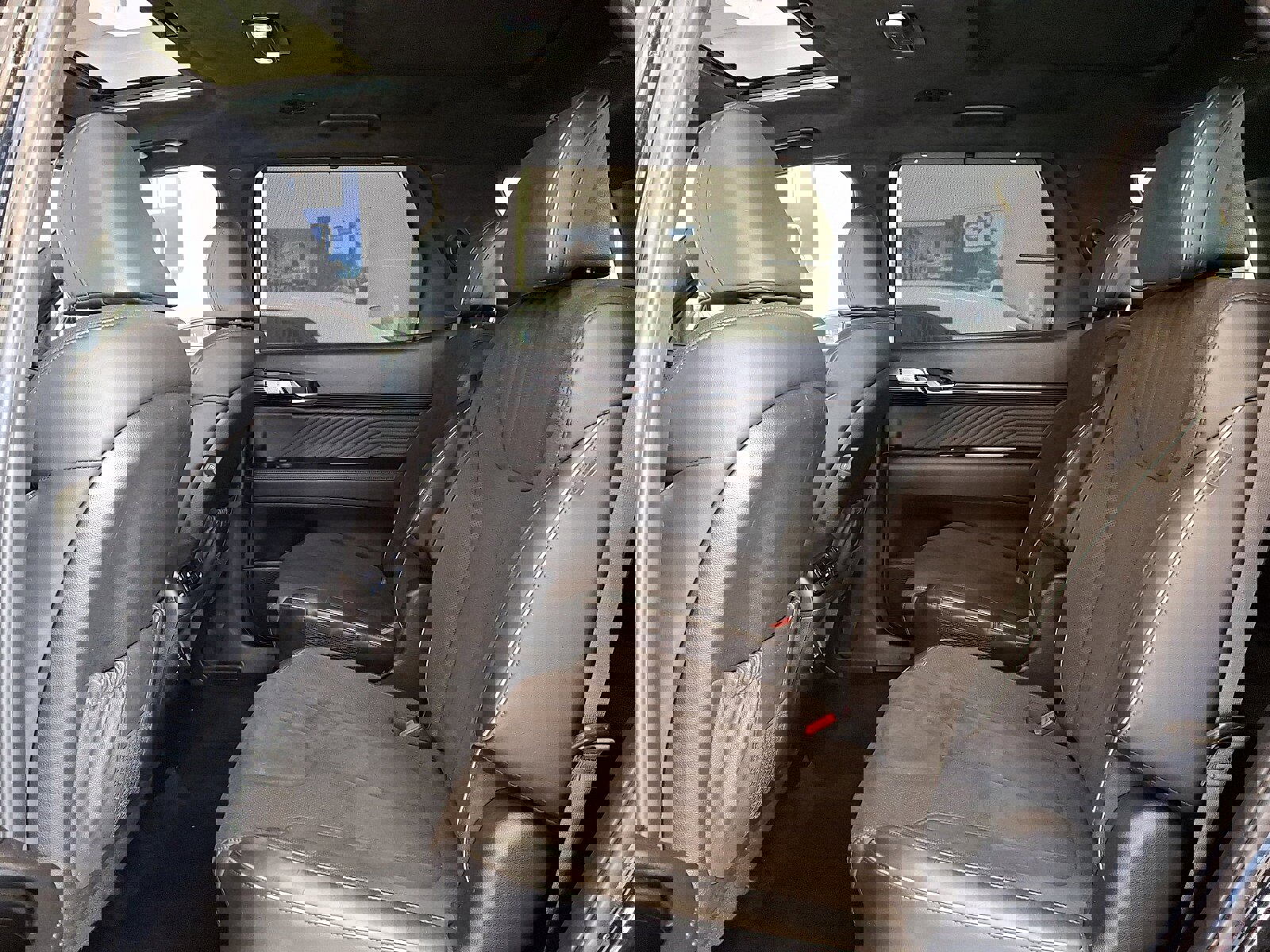 Used 2024 Hyundai Palisade Calligraphy image 10