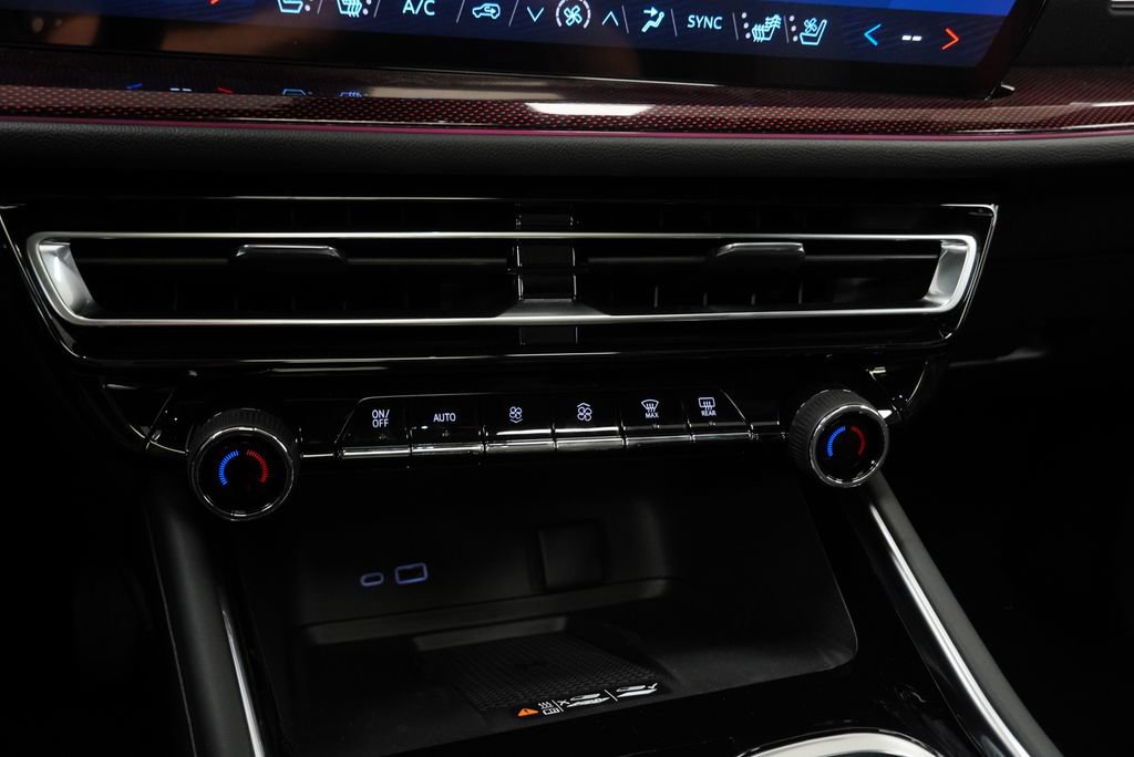 New 2027 Chevrolet Traverse RS AWD/4WD image 20
