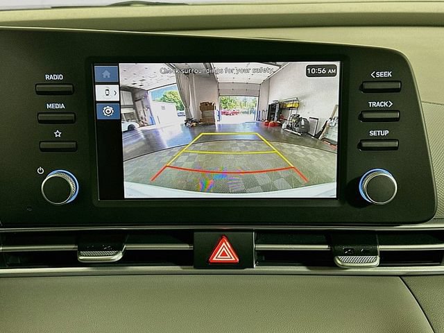 New 2026 Hyundai Elantra SE FWD image 17