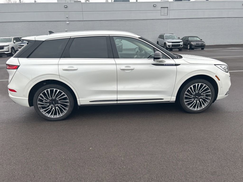 Used 2022 Lincoln Corsair Grand Touring w/ Elements Technology Bundle image 4