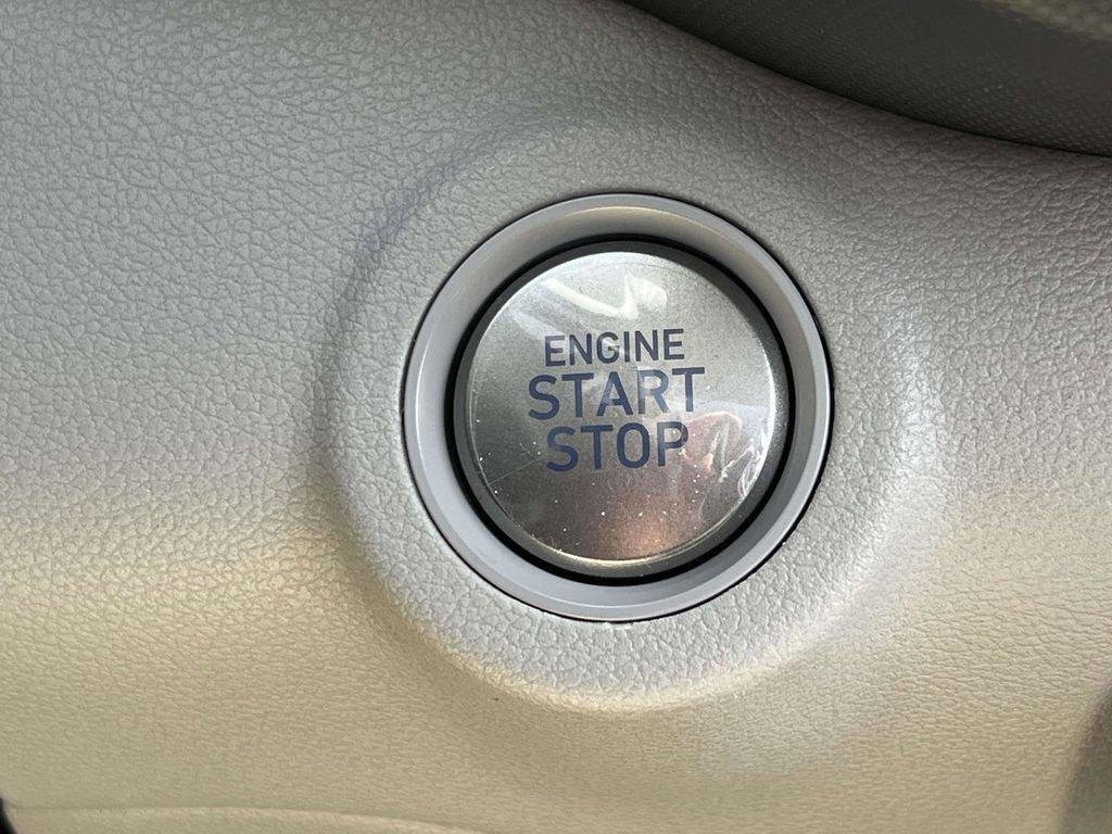 New 2026 Hyundai Venue SEL FWD image 74