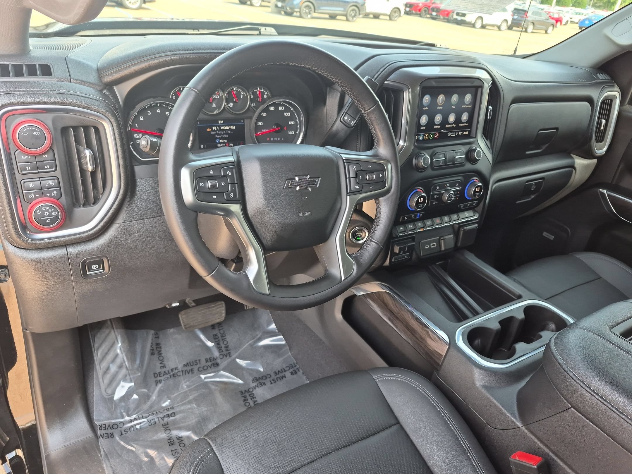Used 2021 Chevrolet Silverado 1500 LTZ w/ LTZ Premium Package AWD/4WD image 10