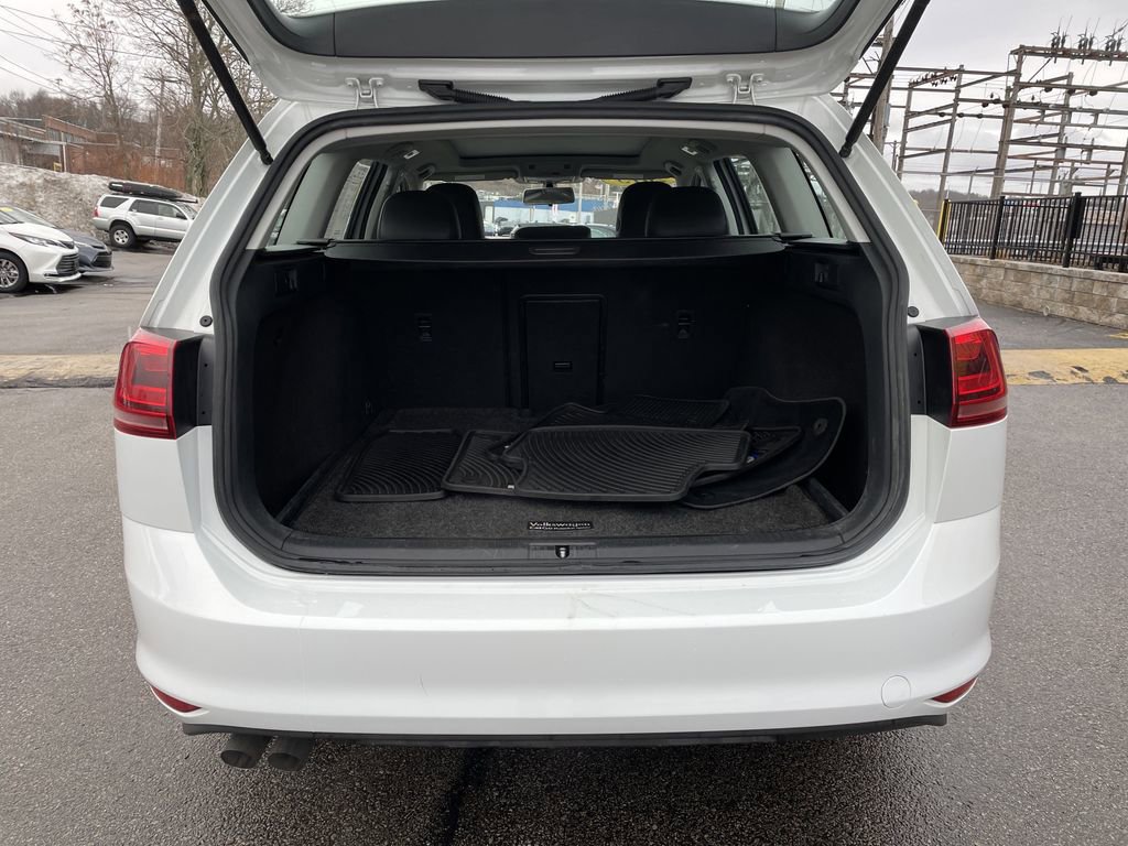 Used 2015 Volkswagen Golf TDI SEL image 13