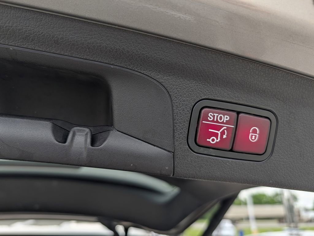 Used 2020 Mercedes-Benz GLE 450 4MATIC w/ 3rd Row Seat Package image 27