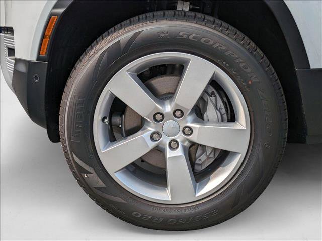 New 2025 Land Rover Defender 130 S image 10