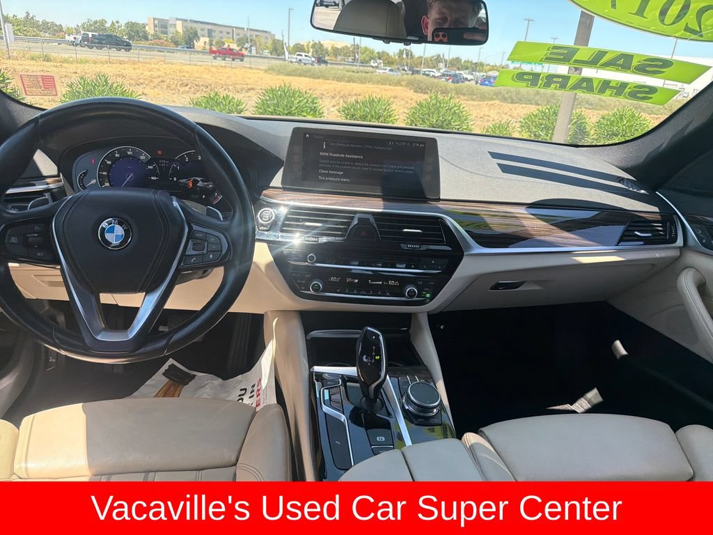 Used 2017 BMW 540i RWD image 12