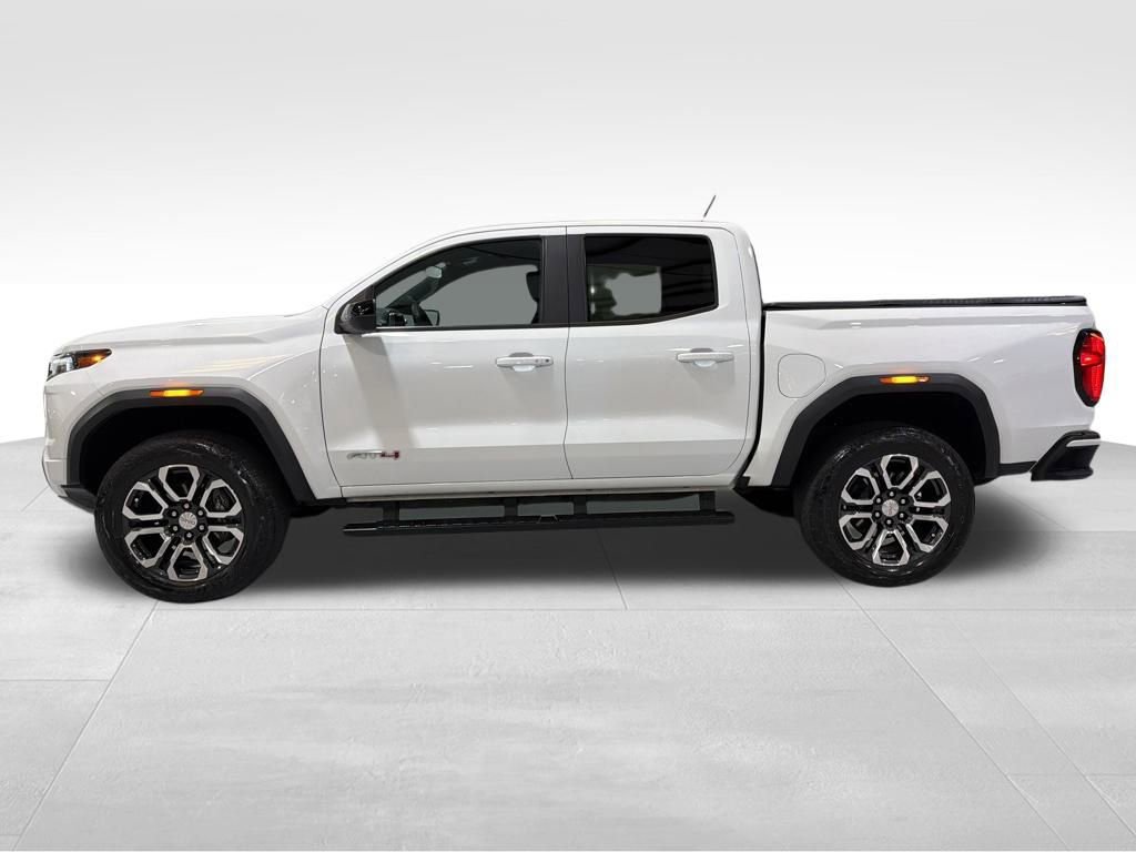 Used 2023 GMC Canyon AT4 w/ AT4 Premium Package image 10