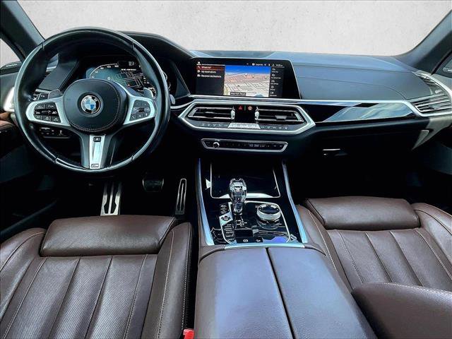 Used 2021 BMW X5 M50i w/ Executive Package image 16