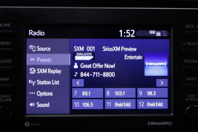 Used 2022 Toyota RAV4 SE w/ Convenience Package image 32