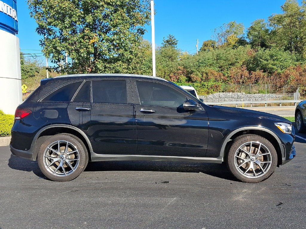 Used 2022 Mercedes-Benz GLC 300 4MATIC image 7