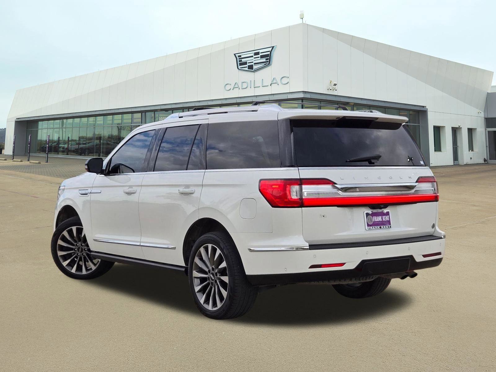 Used 2021 Lincoln Navigator Reserve w/ Luxury Package image 4