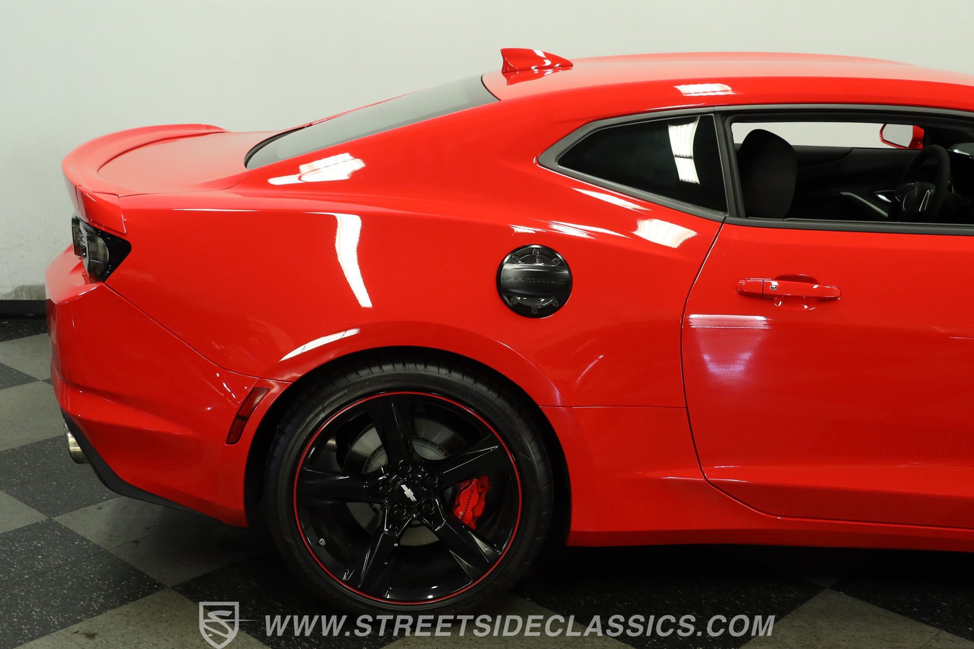 Used 2024 Chevrolet Camaro SS RWD image 28