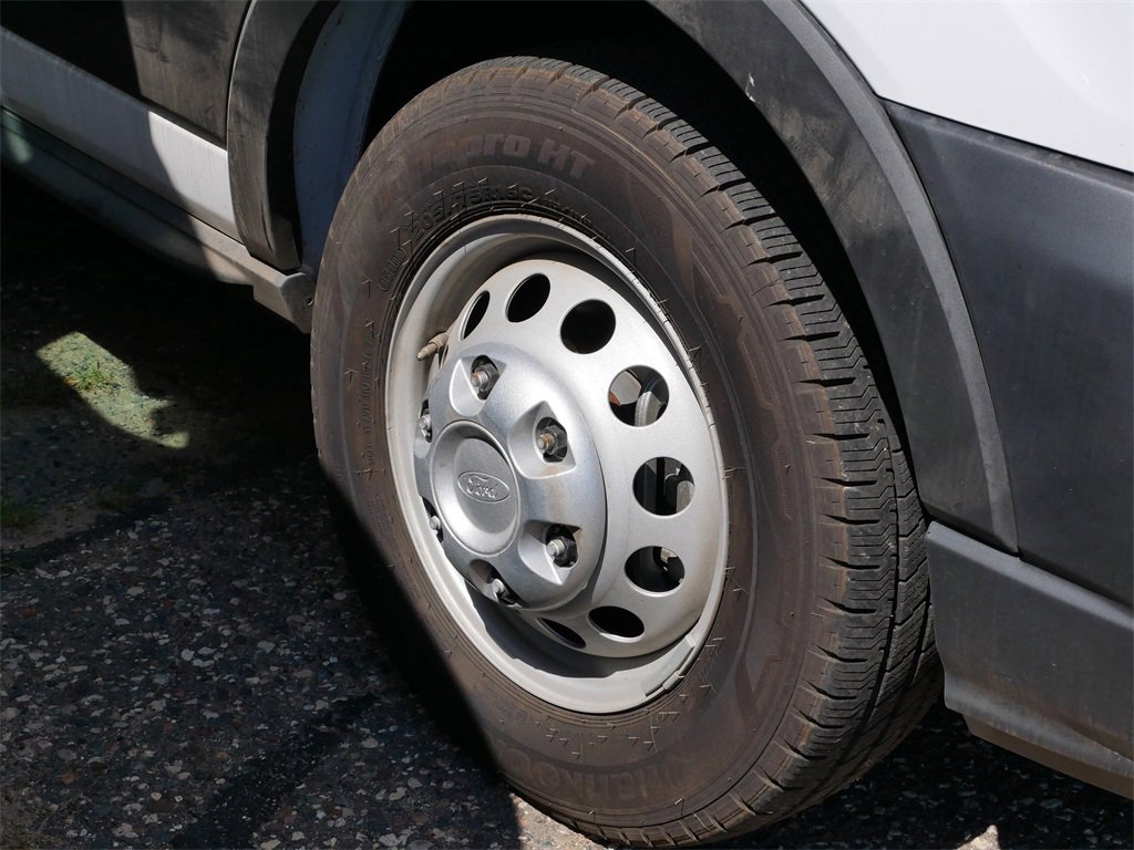 Used 2023 Ford Transit 350 XL image 5