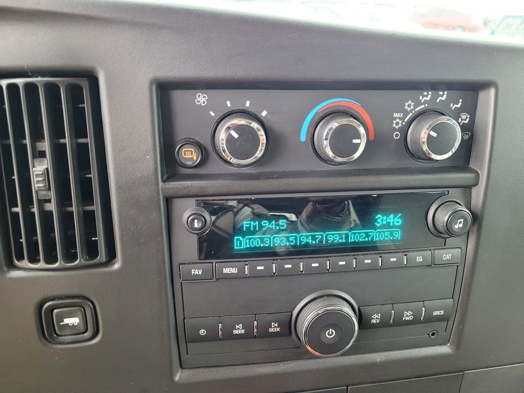 Used 2023 GMC Savana 3500 LS image 18