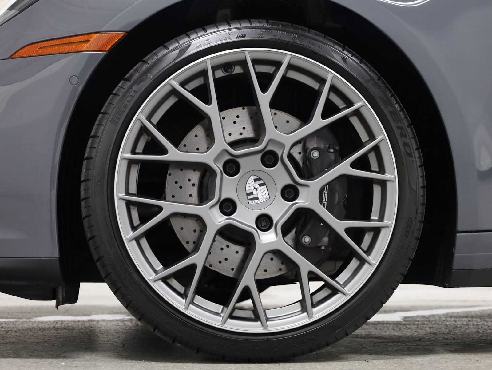 Certified 2025 Porsche 911 Carrera RWD image 39