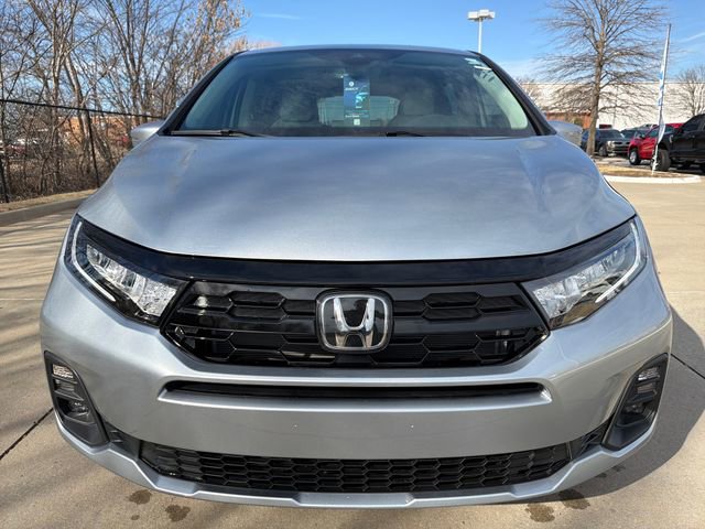 New 2026 Honda Odyssey Touring image 8