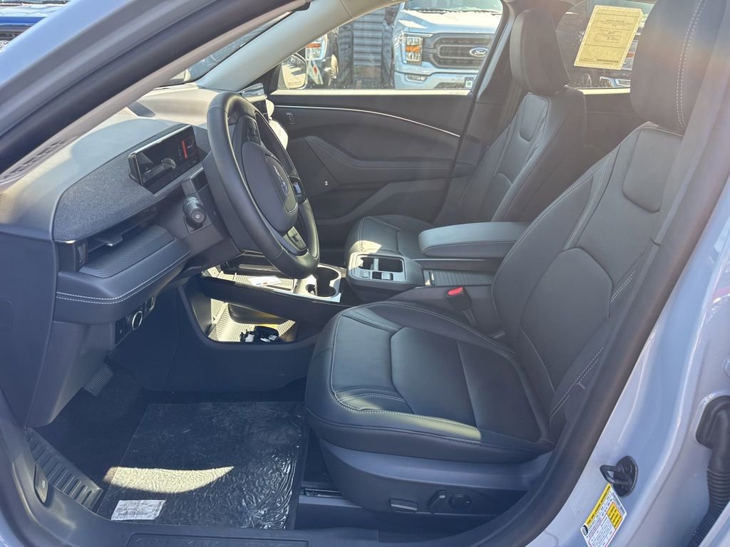 New 2025 Ford Mustang Mach-E Premium image 12