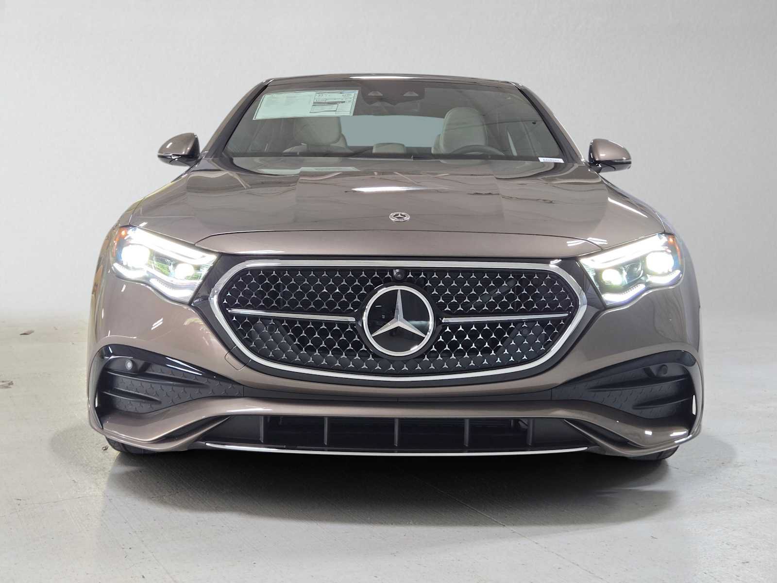 New 2027 Mercedes-Benz E 350 4MATIC Sedan image 8