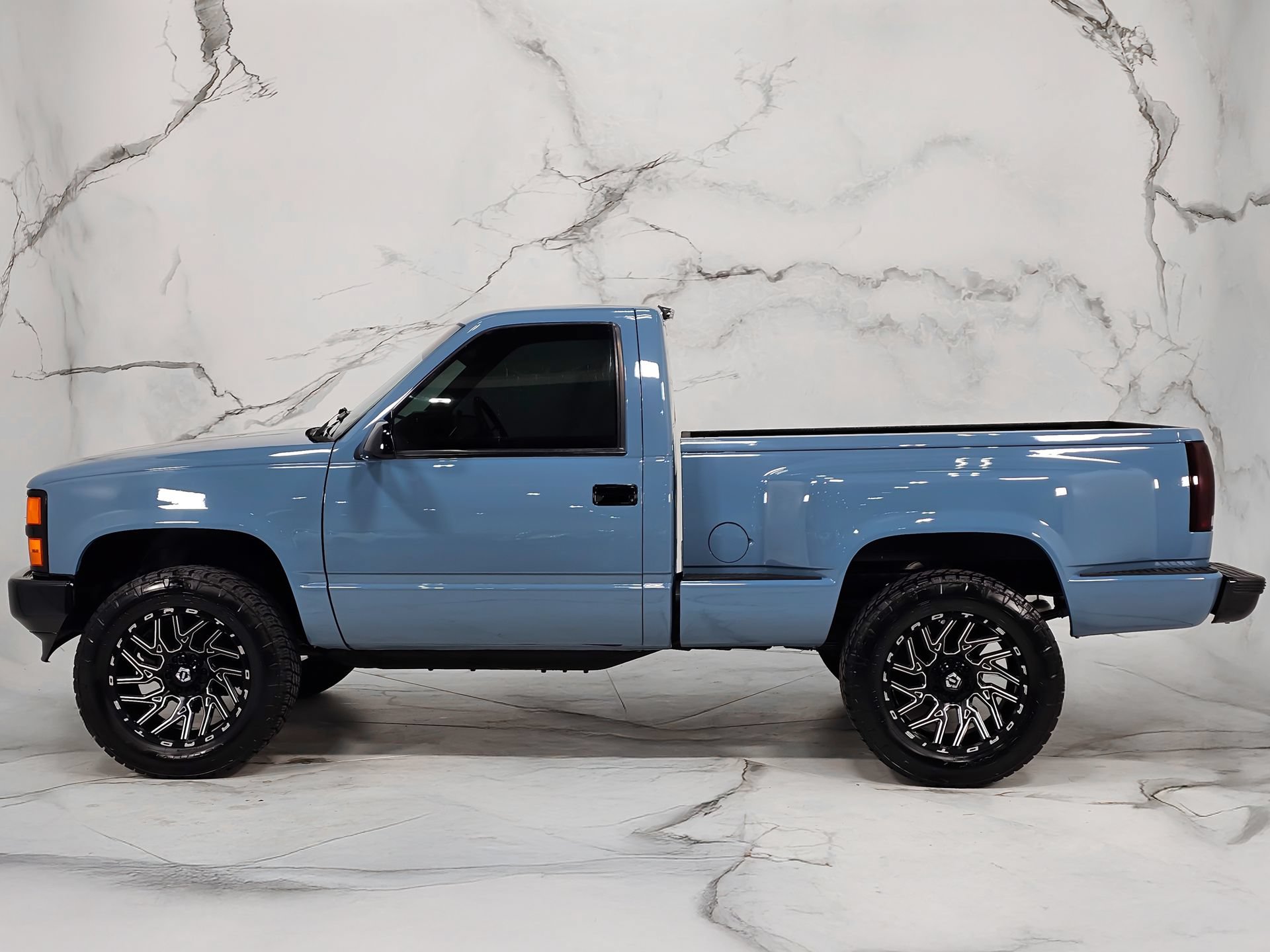 Used 1993 Chevrolet Silverado 1500 4x4 Regular Cab image 10