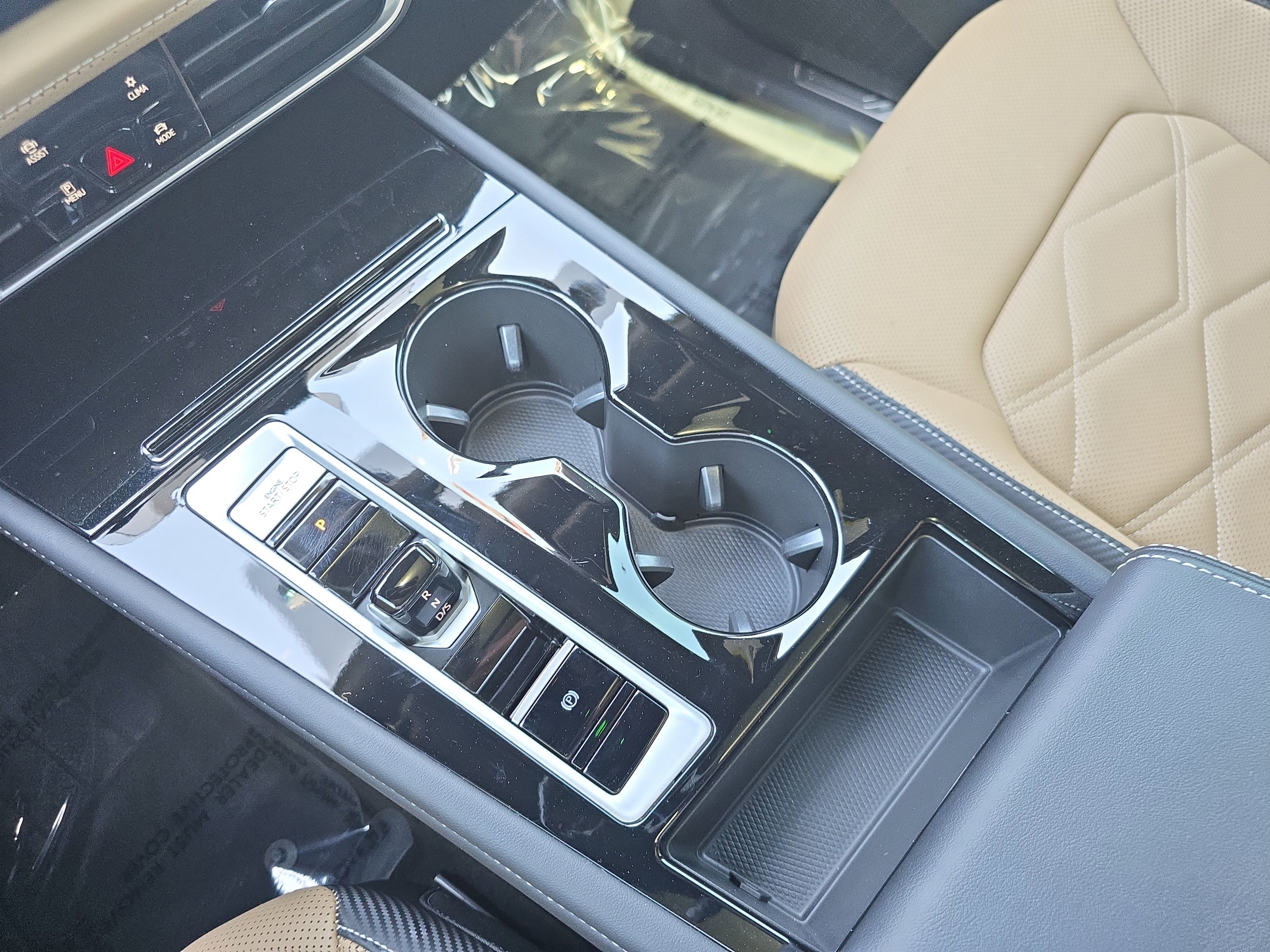 Used 2024 Volkswagen Atlas Cross Sport SE w/ Panoramic Sunroof Package image 23