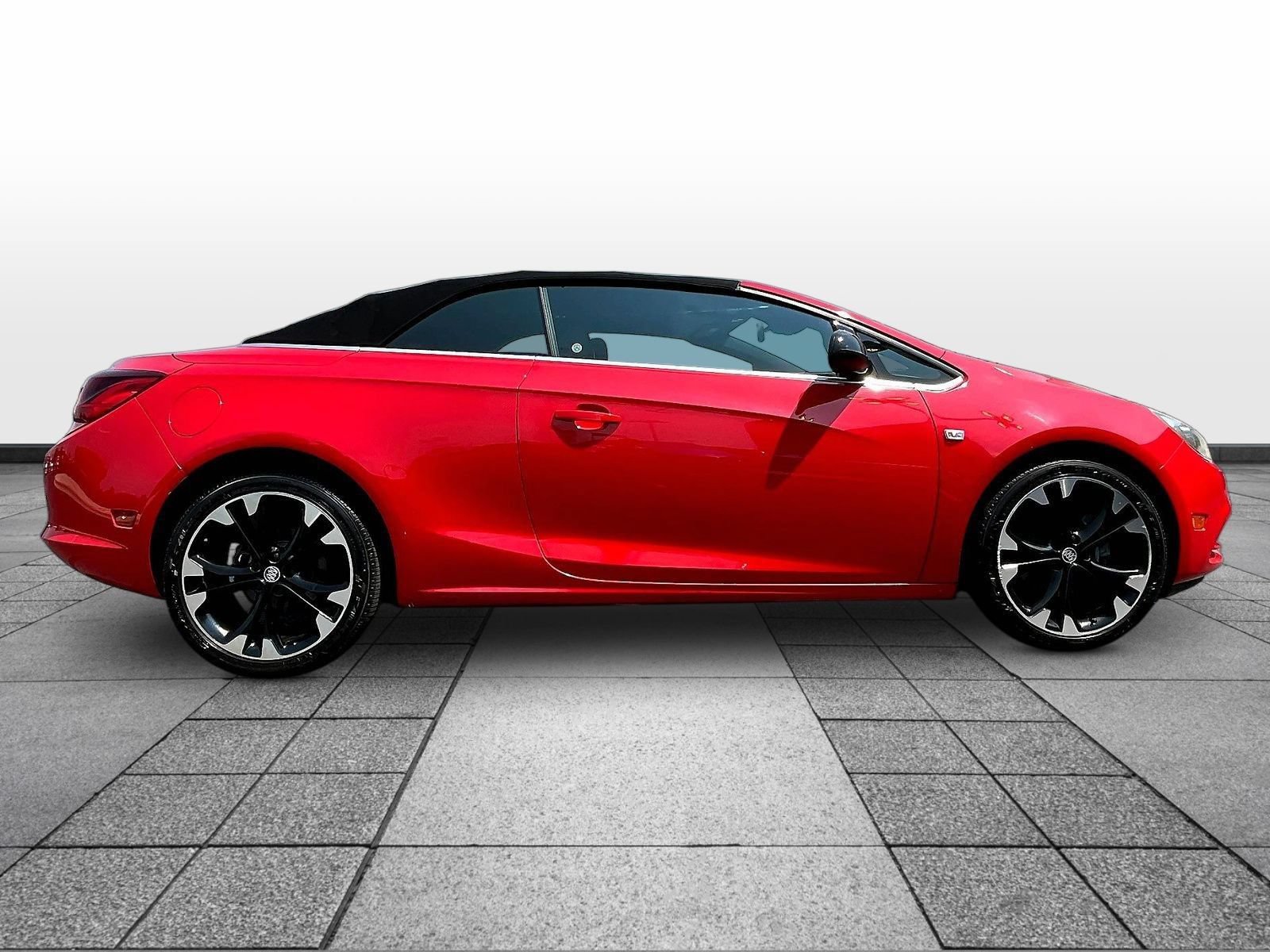 Used 2017 Buick Cascada Sport Touring FWD image 4