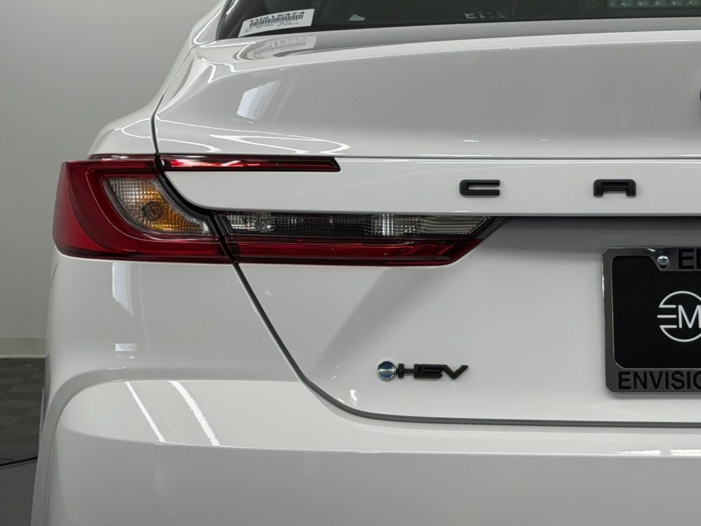 Used 2026 Toyota Camry LE image 11