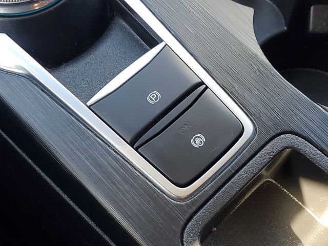 Used 2024 Ford Escape Platinum image 25