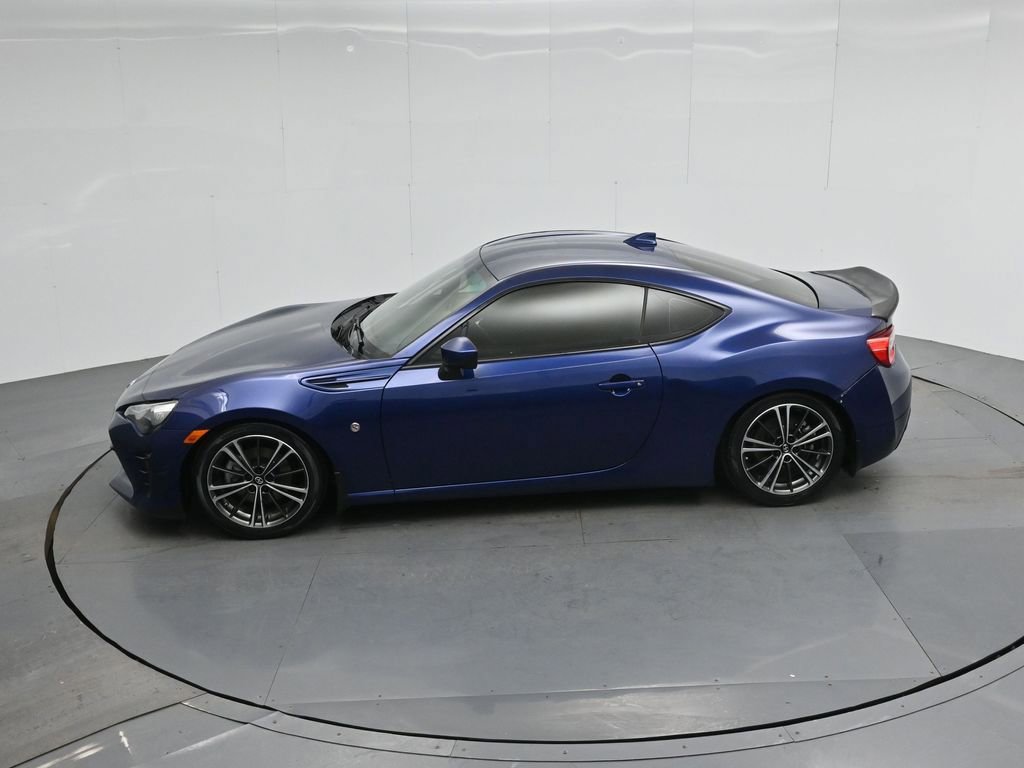 Used 2017 Toyota 86 image 37