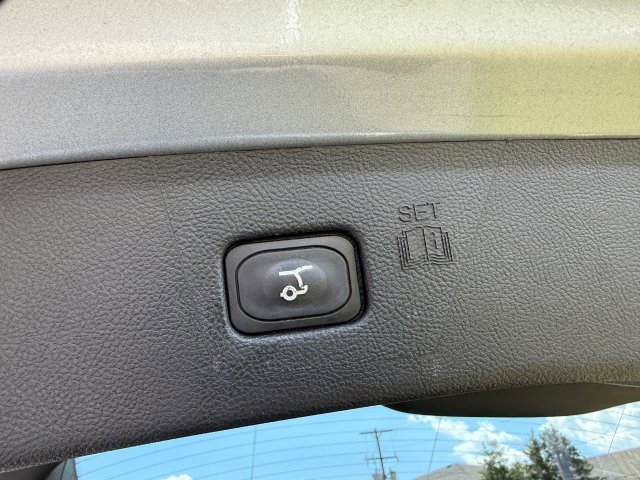 Used 2024 Ford Edge Titanium AWD/4WD image 19