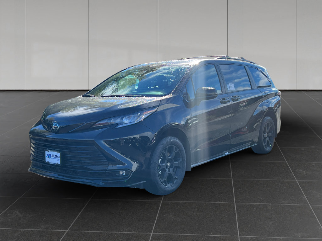 New 2026 Toyota Sienna XLE Woodland Edition AWD/4WD image 1