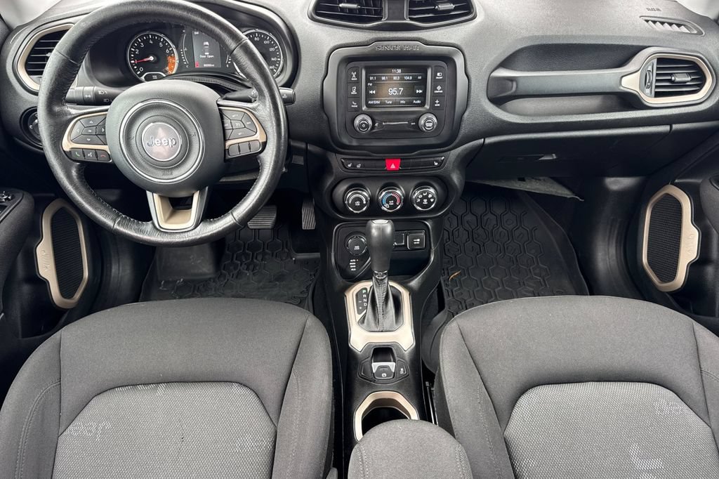 Used 2015 Jeep Renegade Latitude w/ Cold Weather Group II AWD/4WD image 16