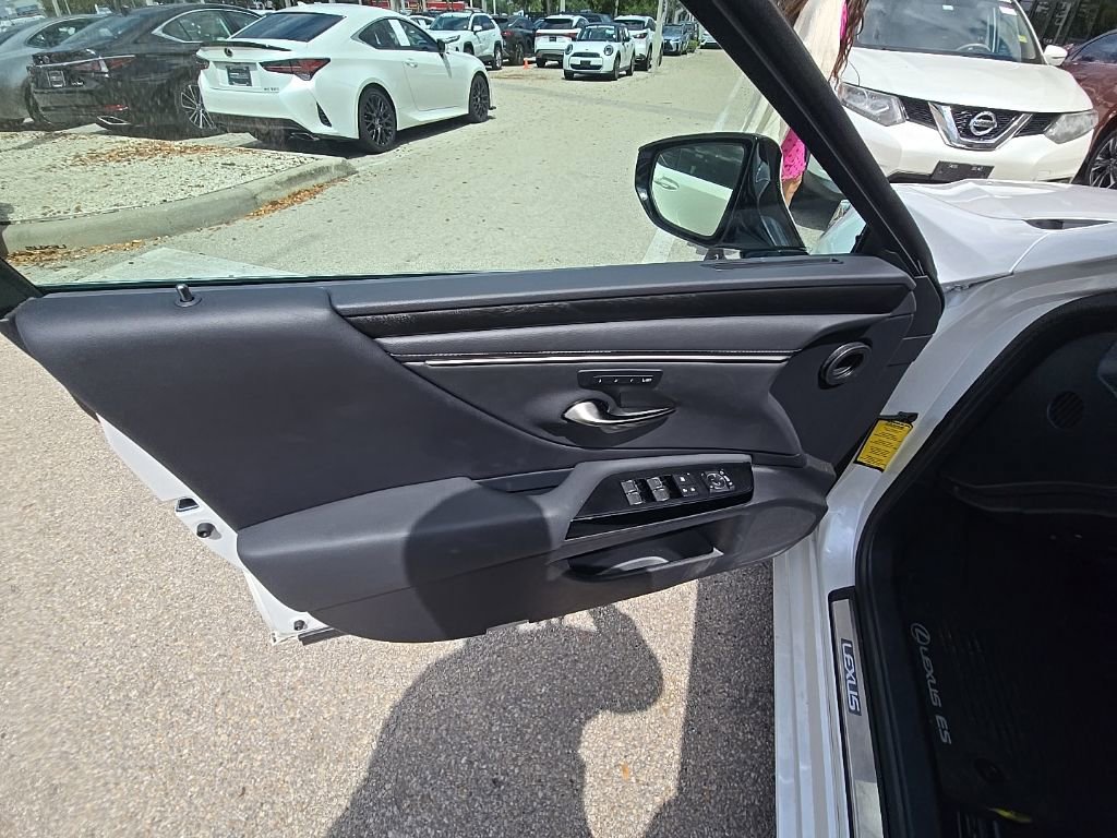 Certified 2024 Lexus ES 350 w/ Premium Package image 14