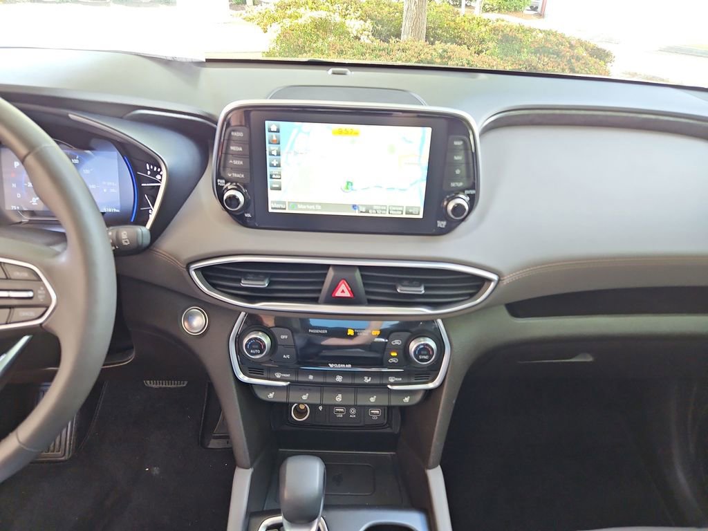 Used 2020 Hyundai Santa Fe Limited FWD image 15
