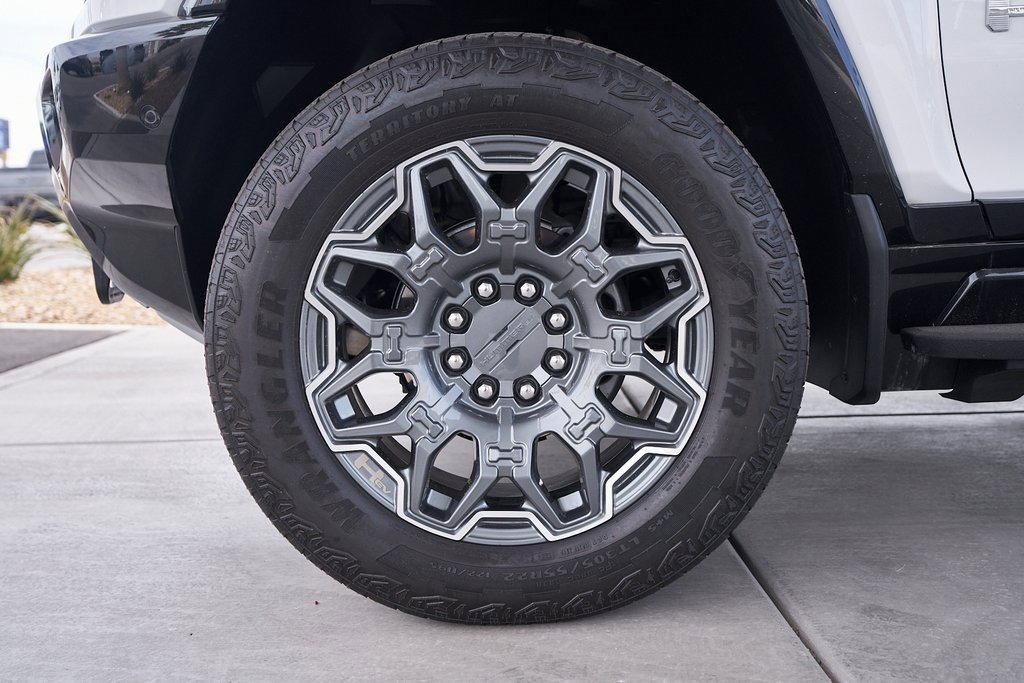 Used 2025 GMC Hummer EV 3X image 3