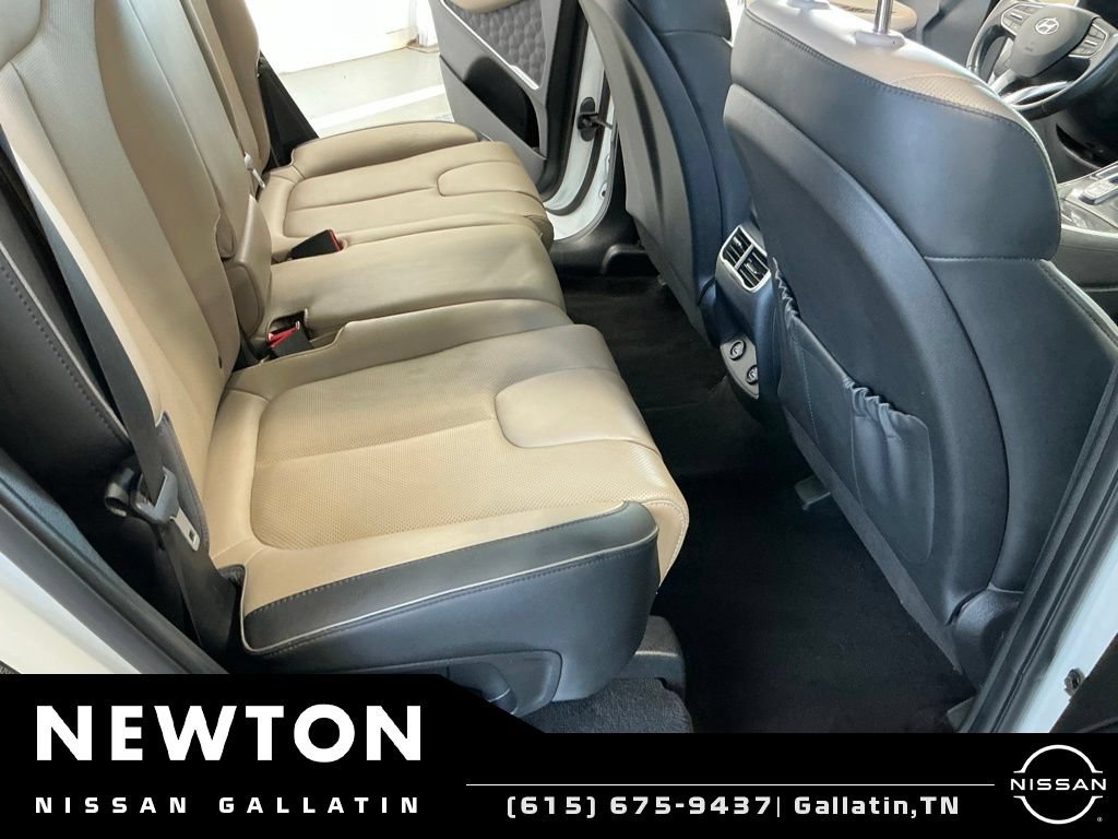 Used 2022 Hyundai Santa Fe SEL w/ Convenience + Premium Package FWD image 18