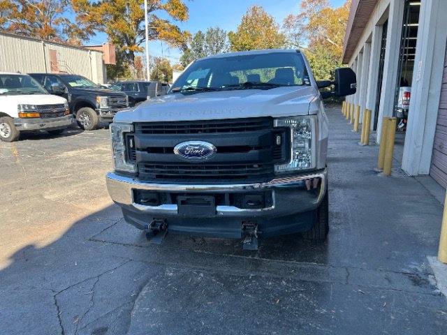 Used 2017 Ford F350 XL image 3