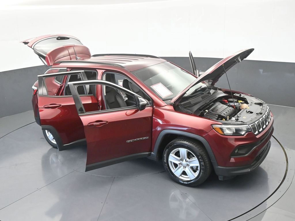 Used 2022 Jeep Compass Latitude image 65