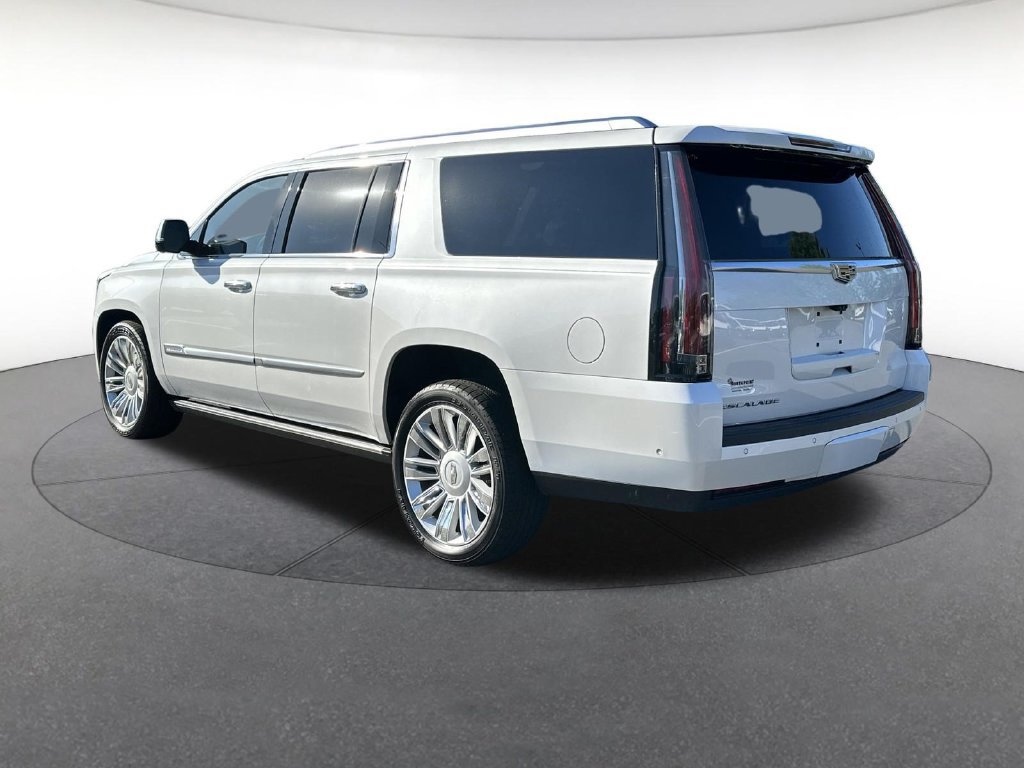 Used 2018 Cadillac Escalade ESV Platinum AWD/4WD image 3