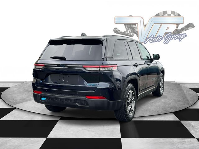 Used 2022 Jeep Grand Cherokee Trailhawk w/ Advanced Protech Group II AWD/4WD image 5