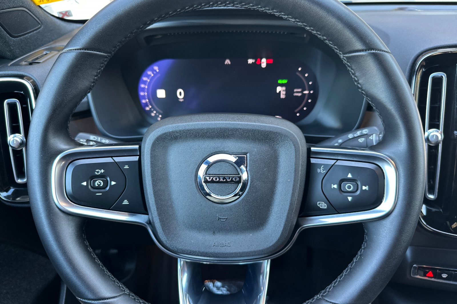 Certified 2023 Volvo XC40 Recharge Plus w/ Protection Package Premier AWD/4WD image 26