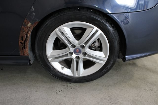 Used 2011 Saab 9-3 Aero AWD/4WD image 32
