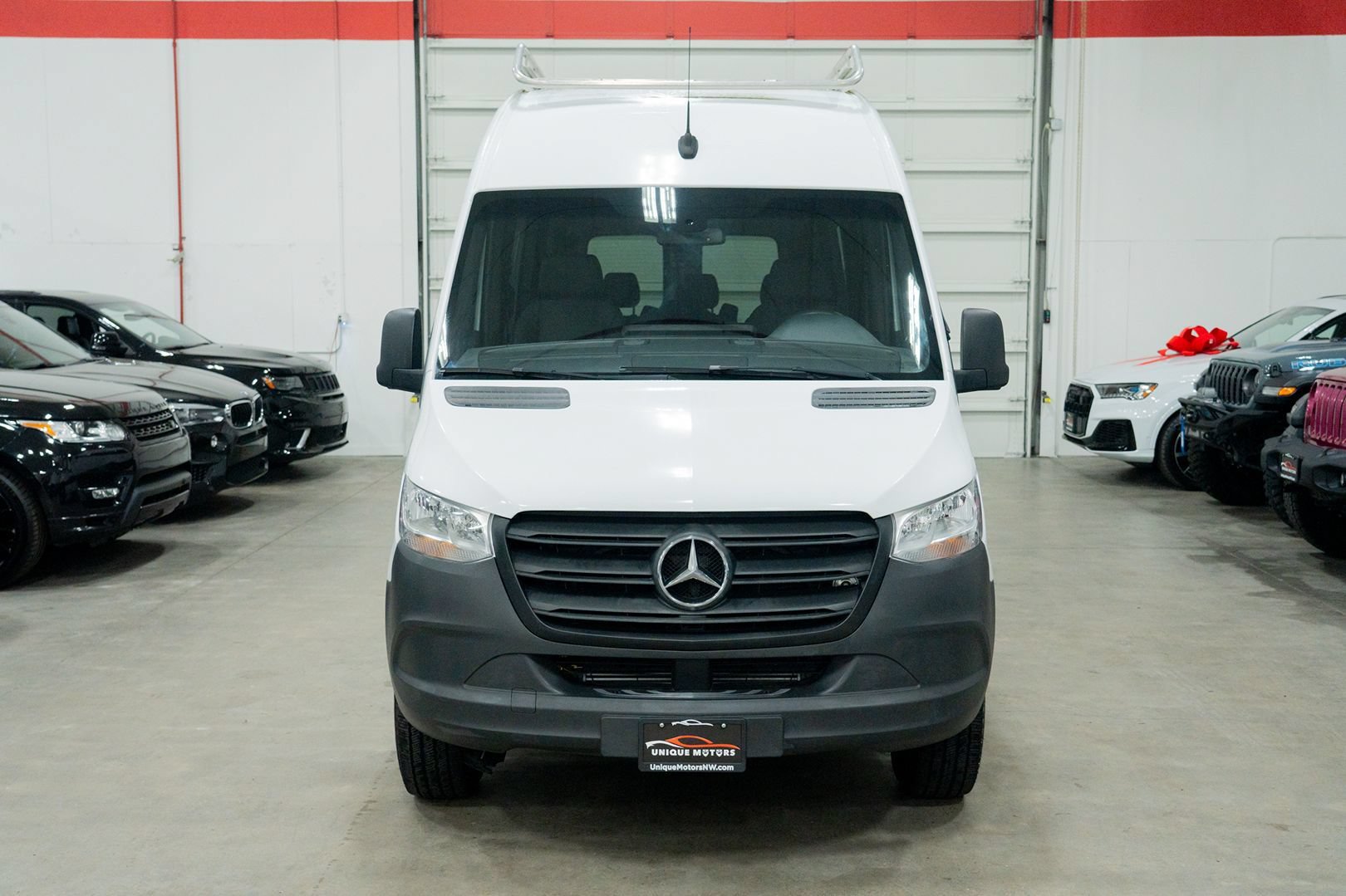 Used 2019 Mercedes-Benz Sprinter 2500 image 2