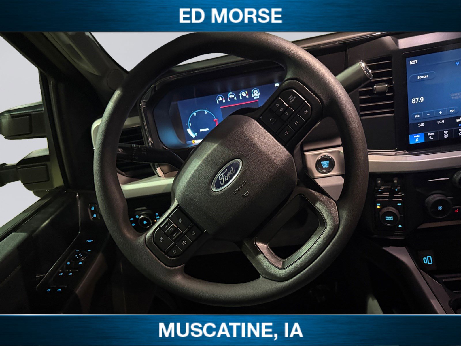 New 2026 Ford F350 XLT w/ XLT Premium Package AWD/4WD image 12