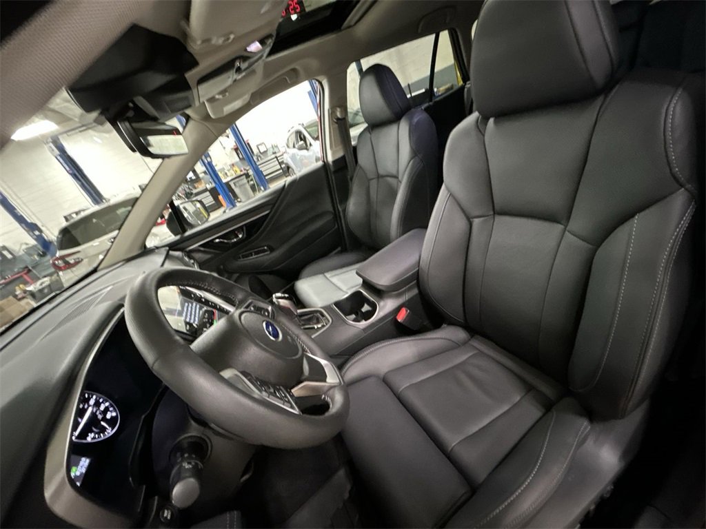 Certified 2025 Subaru Outback Limited image 15