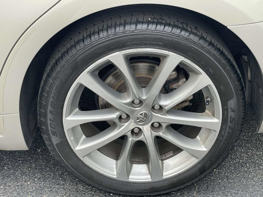 Used 2014 Toyota Avalon XLE Touring FWD image 7