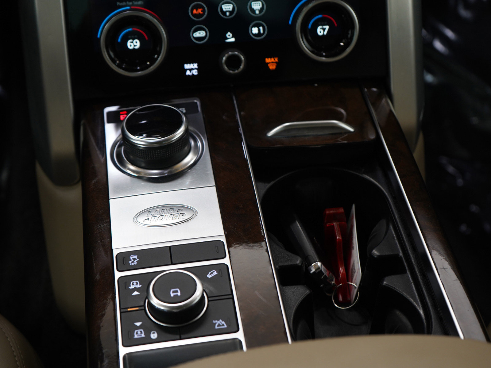 Used 2020 Land Rover Range Rover HSE image 16