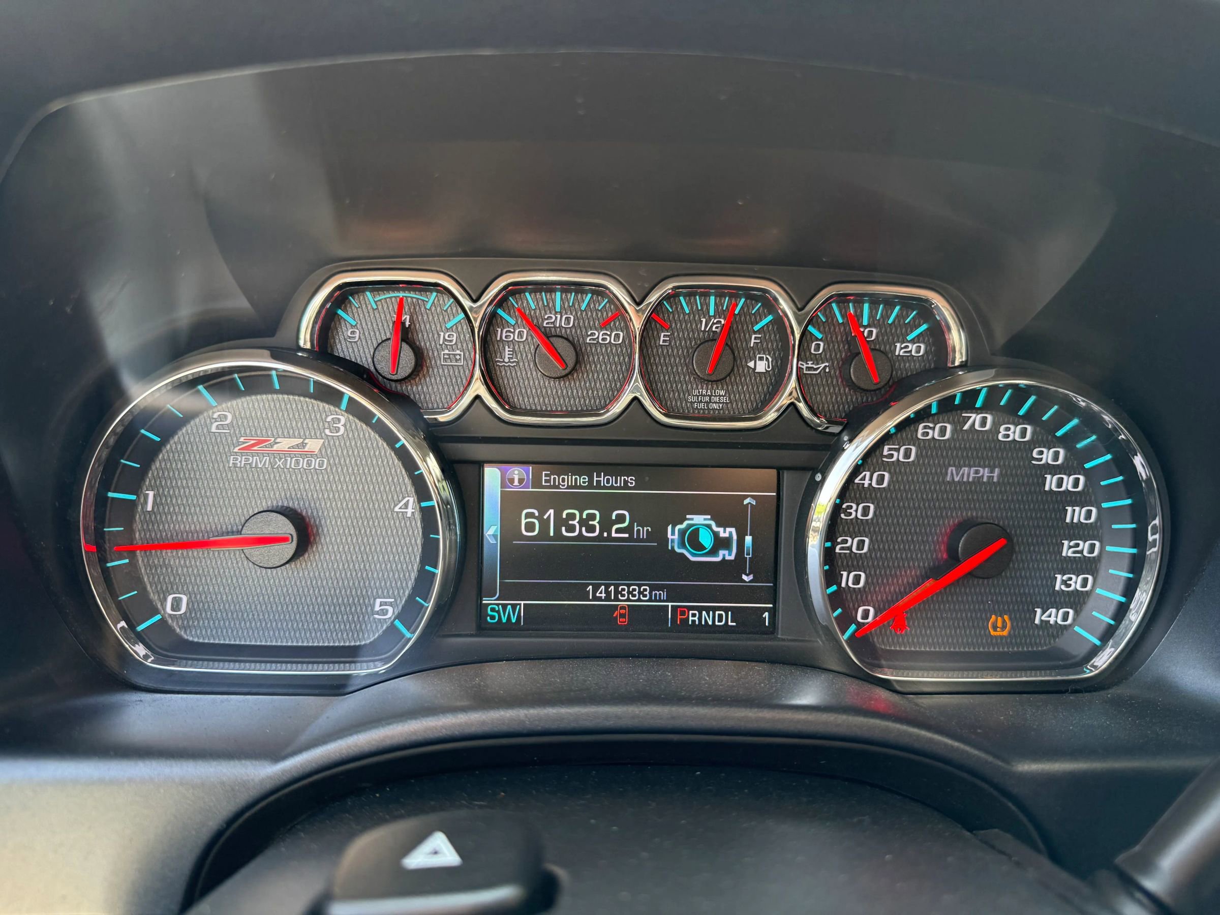 Used 2019 Chevrolet Silverado 2500 LTZ w/ Duramax Plus Package AWD/4WD image 10