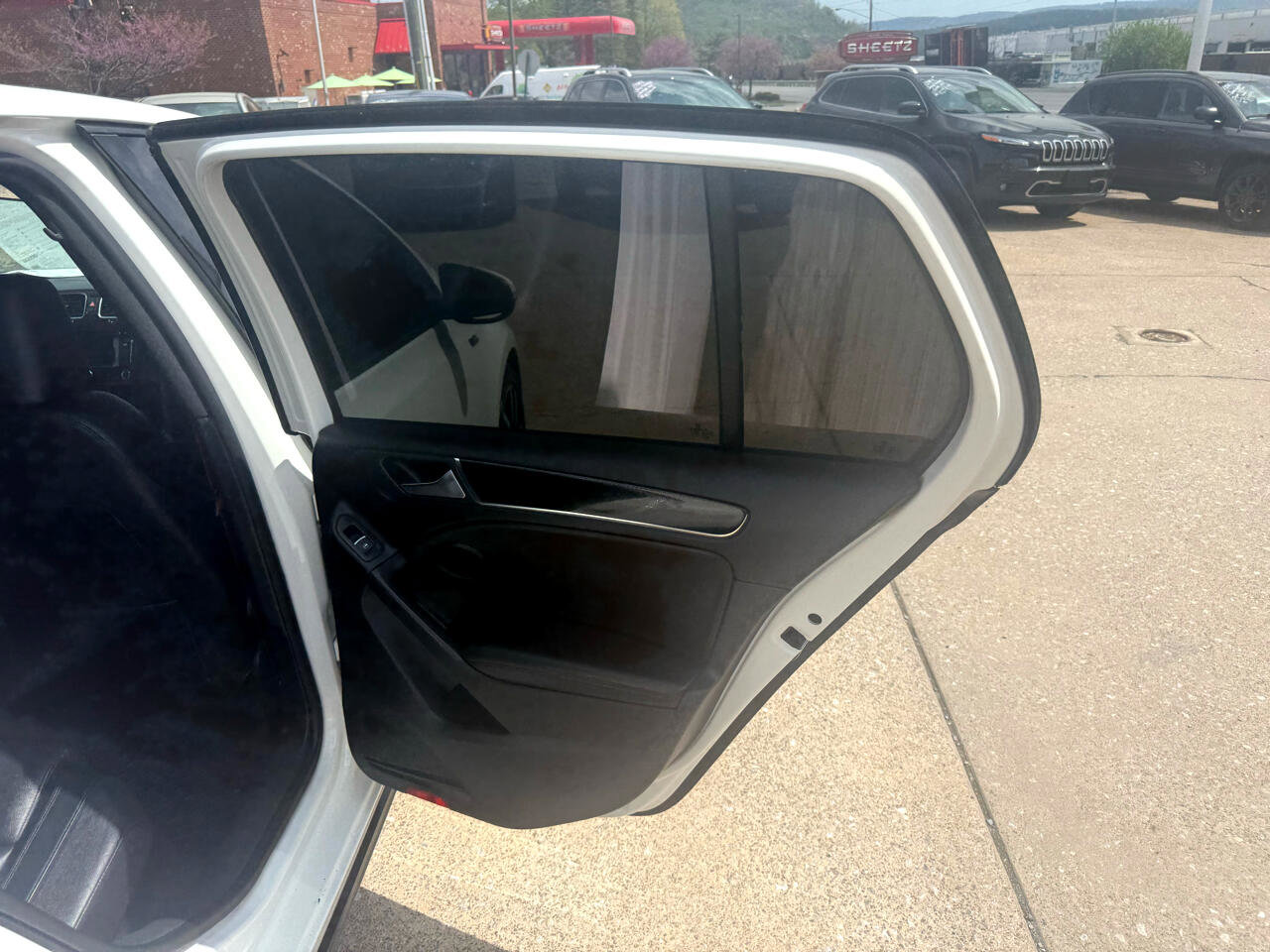 Used 2014 Volkswagen GTI Driver's Edition image 49