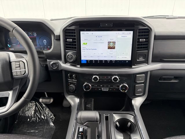 New 2026 Ford F150 XLT w/ Equipment Group 302A MID AWD/4WD image 27
