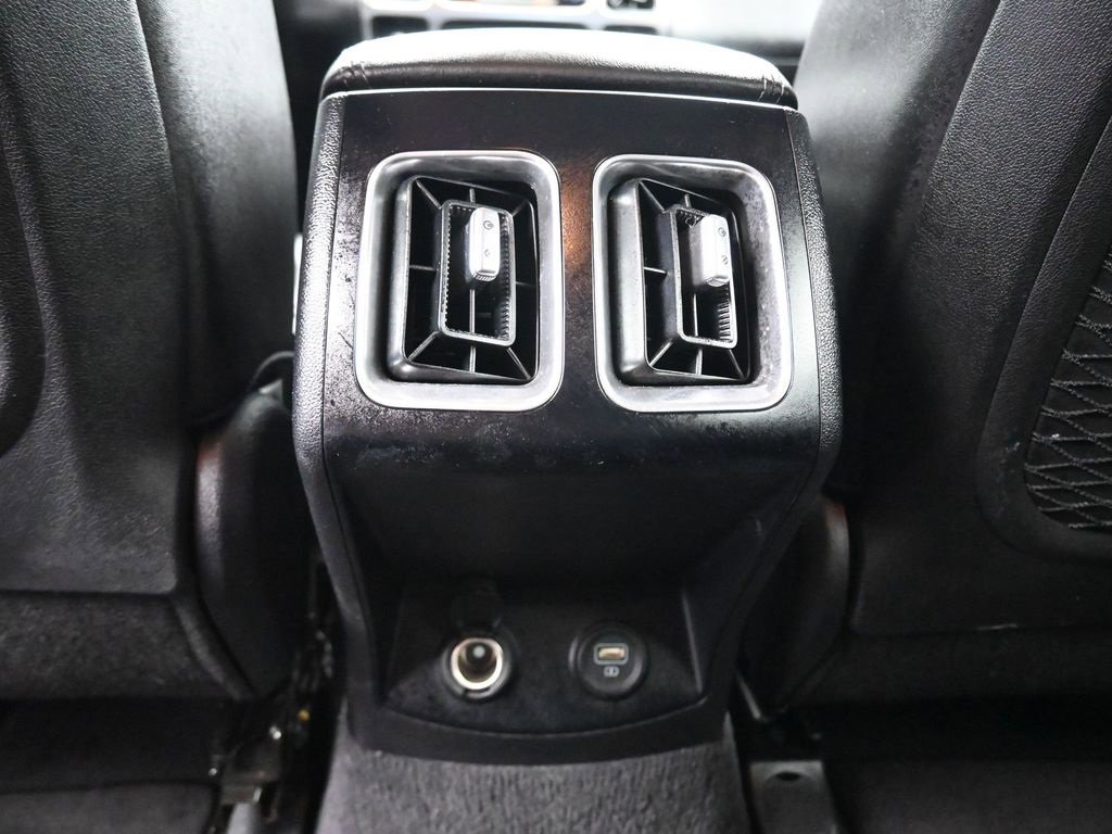 Used 2022 Kia Sorento S image 36